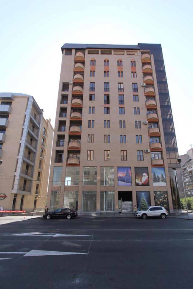 Metro Apartment Yerevan Exterior photo